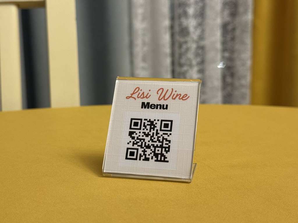 Classic Stand - Acrylic QR Code Stand